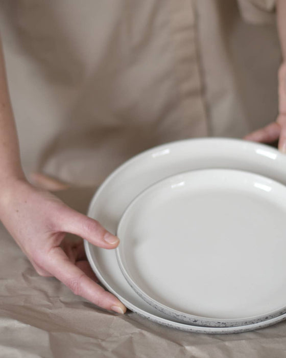 Plate Ø 26cm | Speckled